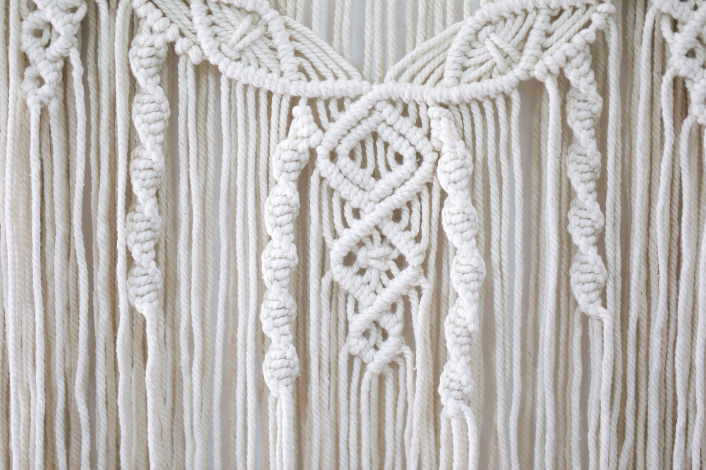 Aphrodite-best-wedding-presents